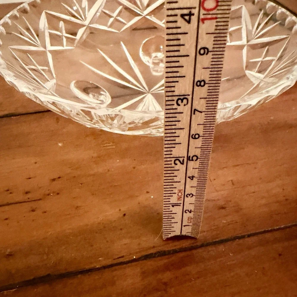 Vintage Crystal‎ Cut Glass Footed Fruit Bowl With Scalloped Edges 9